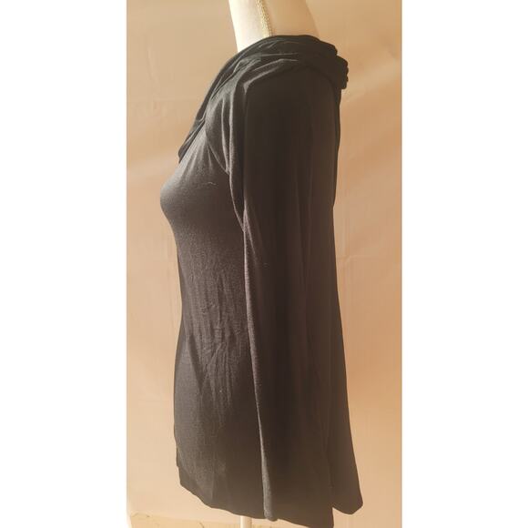 Cabi #3050 black cozy Cowl neck tunic style fit top. Long sleeve EUC - Picture 2 of 5